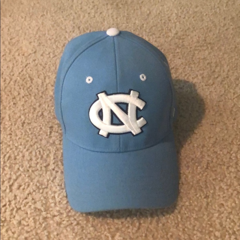 Carolina Tar Heels Fitted Hat